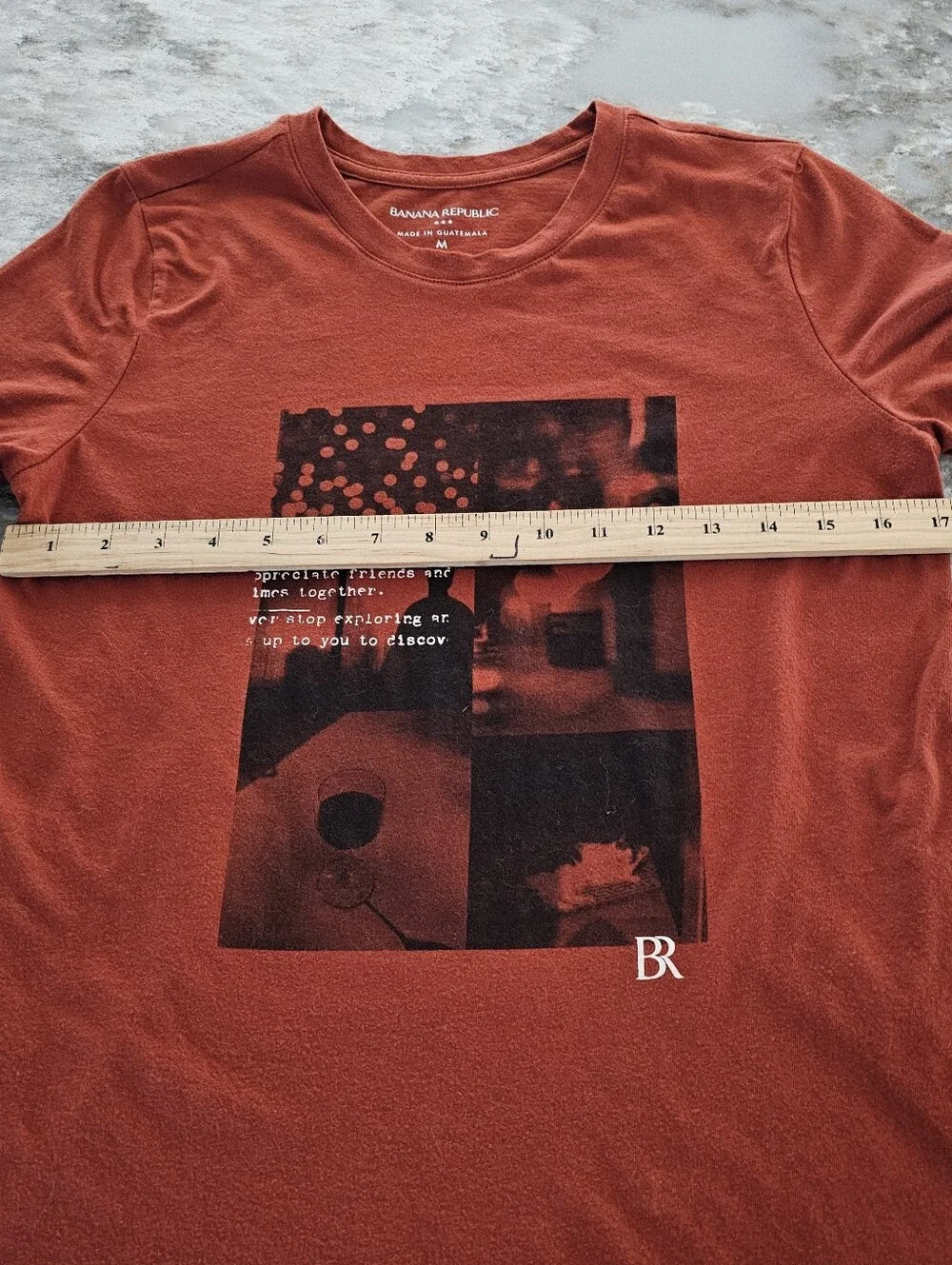 Banana Republic Mens M Graphic T Shirt Rust Orange Cotton Blend Runs Small